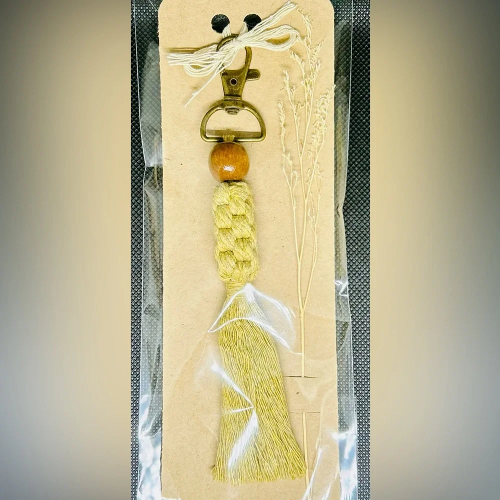 Green Macrame Keychains - Picture 3 of 3